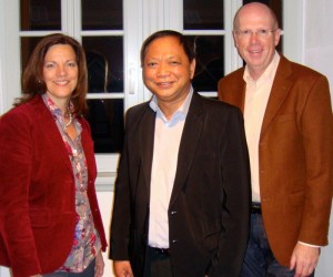 Philippinen Rolando B. Victoria, dem Leiter von ASKI Philippinen mit Ilona und Rainer Wälde