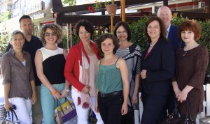 Europa Klausur Istanbul l: (von links): Margrit & Mark Hunsmann, Esin Altinpinar (TR, Hilde Dragt (NL), Giszem Schwarz und Barbara Linde (TR), Ilona und Rainer Wälde (D), Pascale Eigenmann (CH)