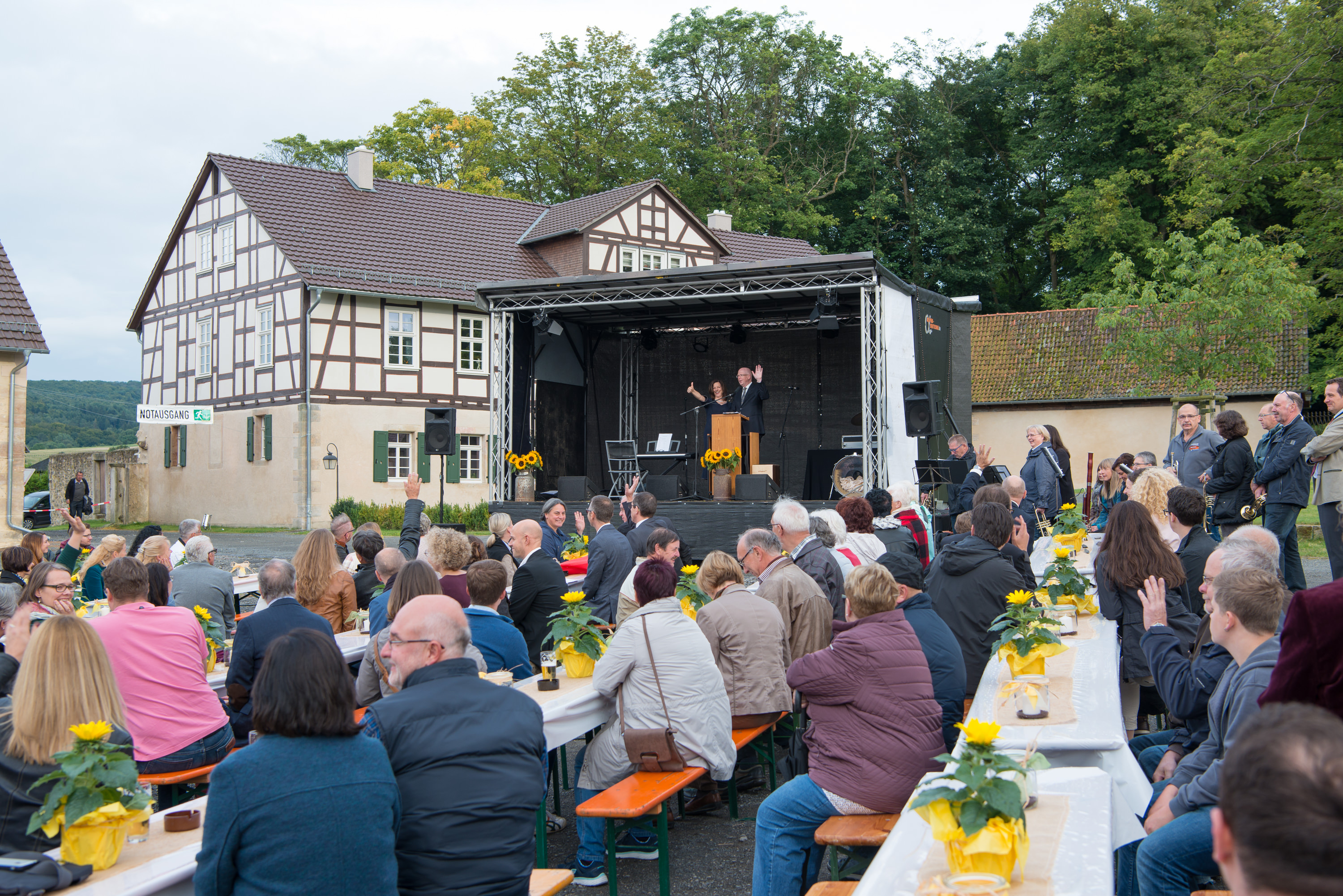 1.000 Besucher beim Eröffnungsfest